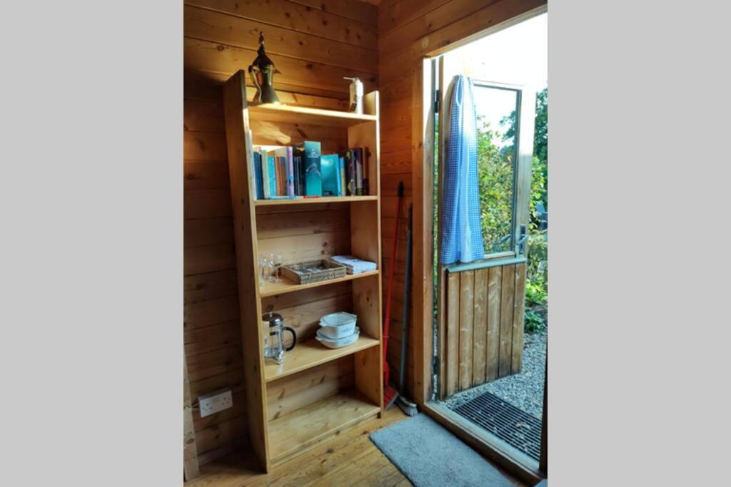 Self Catering Garden Lodge Ludlow Bagian luar foto