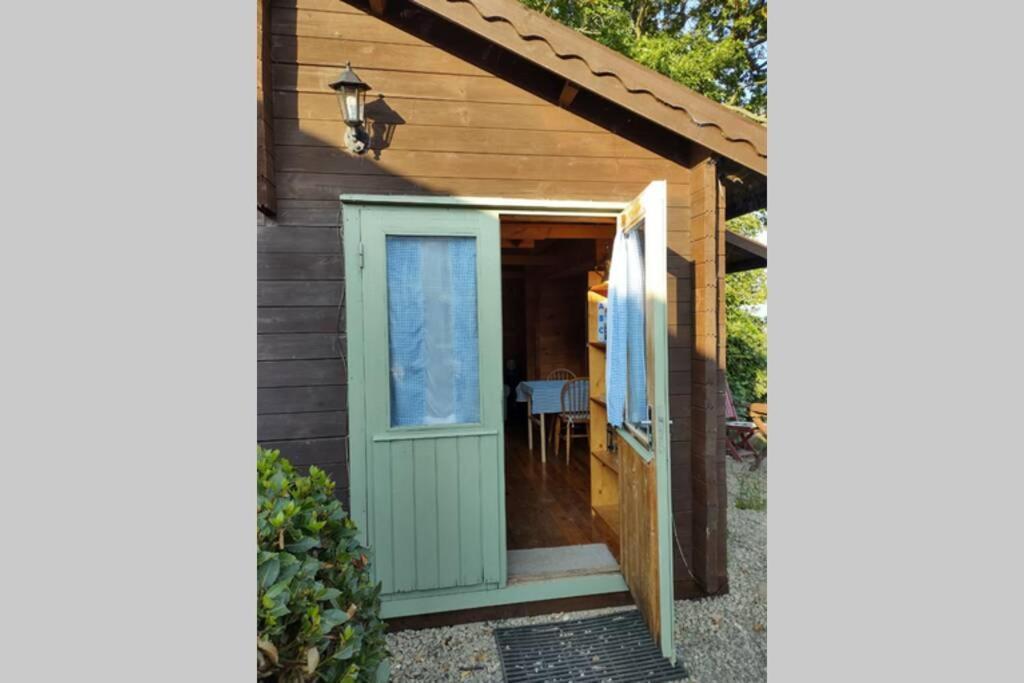 Self Catering Garden Lodge Ludlow Bagian luar foto