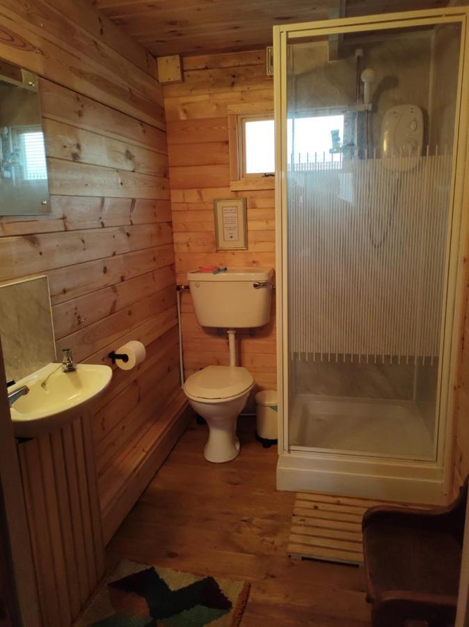 Self Catering Garden Lodge Ludlow Bagian luar foto
